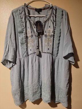 Artesia Embroidered Tassel Boho Top Women’s Size XL NWT